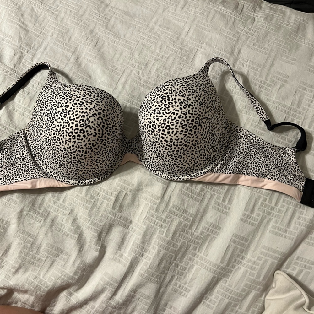 Victoria’s Secret 34DDD BODY BY VICTORIA PERFECT SHAPE collection